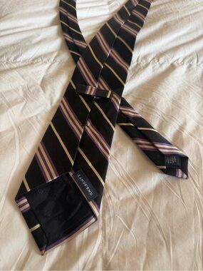 Lands End 100% Silk Tie - black, purple, gold